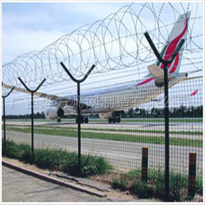 广西生产厂家 加工定做 机场隔离网 浸塑框架Y型护栏网 专业批发 质量保证