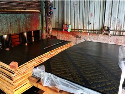 四川建筑覆膜板  供应黑板 英文板  厂家直销 价格优惠