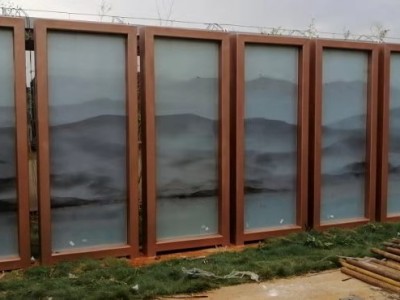 广西山水画玻璃 艺术隔断玻璃 定制夹丝玻璃 双层夹胶玻璃