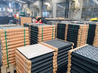 广西河池防静电地板生产厂家 防静电地板价格 机房防静电地板定制
