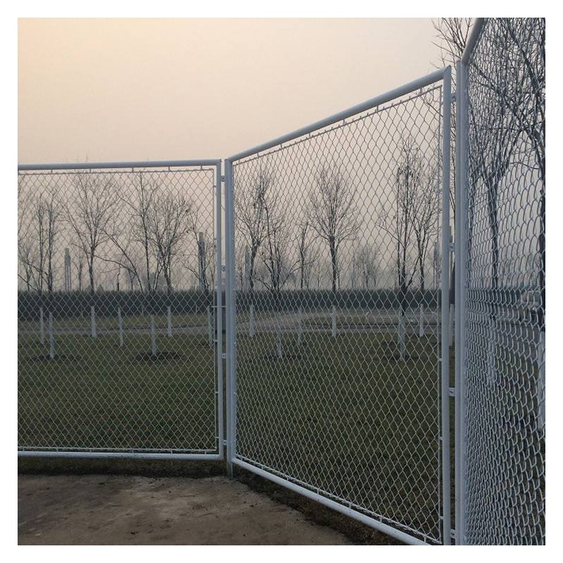 贵港体育场护栏 运动场地外围栏 绿色pvc防护网