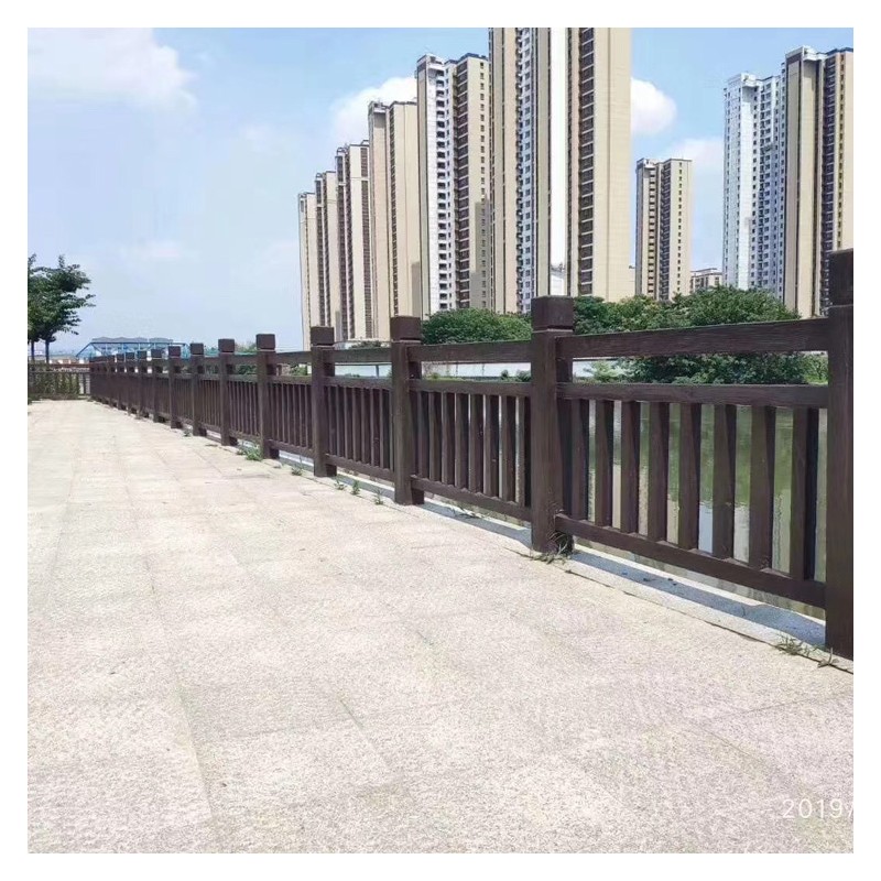 广西新农村仿木栏杆 款式多样 仿石栏杆 款式新颖