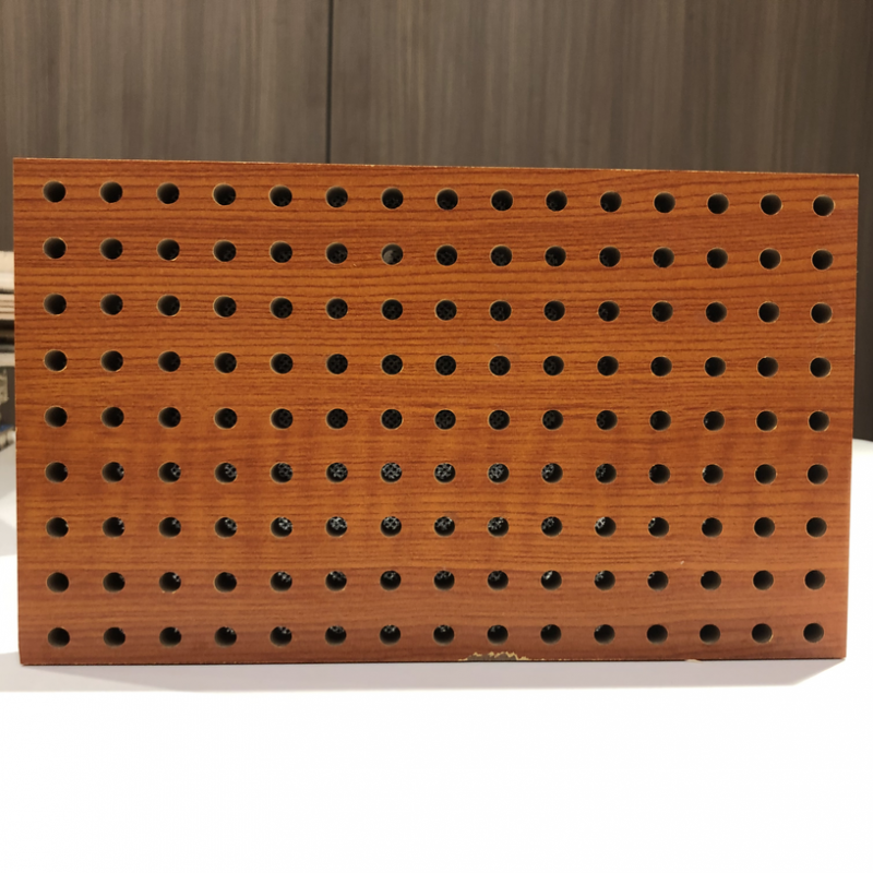 南宁穿孔吸音板 孔木隔音板阻燃 室内会议室吸声板环保装饰墙面材料