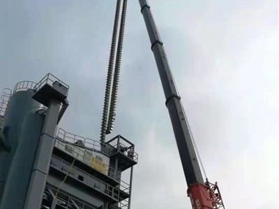象州吊车月租报价 50-260吨吊车租赁 起重机械出租 高空吊装