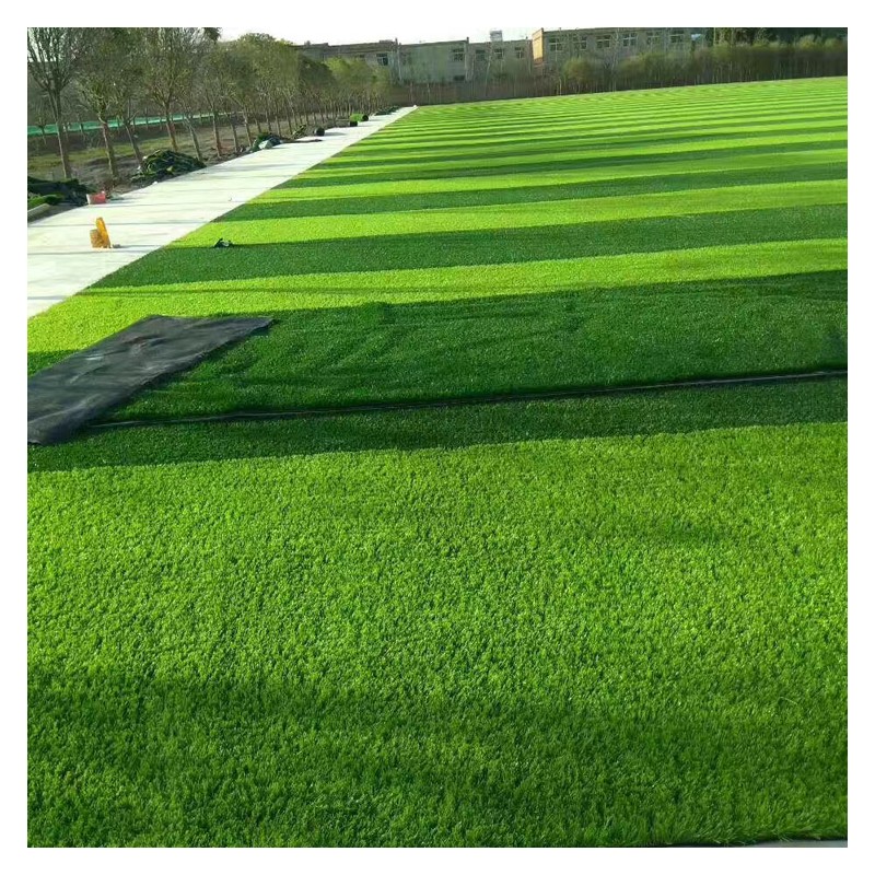 桂林足球场绿色人造草坪网 仿真草坪户外足球场 人工草皮围挡围墙