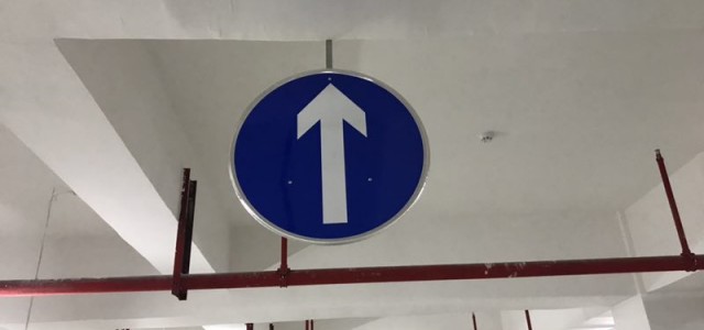 南宁-地下停车场标志道路交通标线有哪些