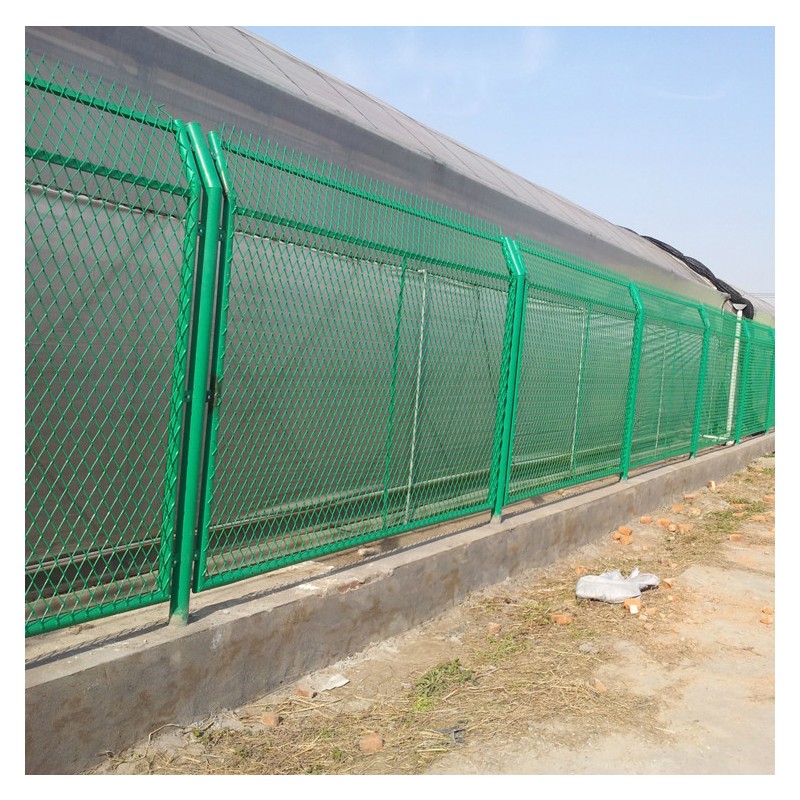 广西框架式铁路护栏网 75x150mm护栏网价格 桥梁围栏网 铁路隔离栅