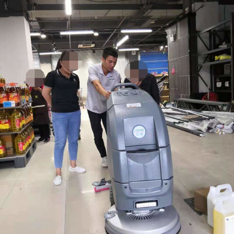 钦州超市商场物业保洁洗地机 厂家批发长淮自动擦地拖地机