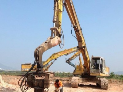 广西挖掘机打桩臂供应 神钢挖掘机16米打桩臂 打桩臂价格