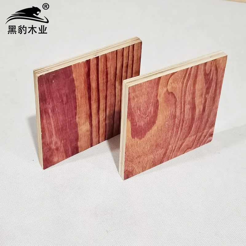 广西贵港建筑模板厂家 黑豹木业供应重复使用次数高建筑板材