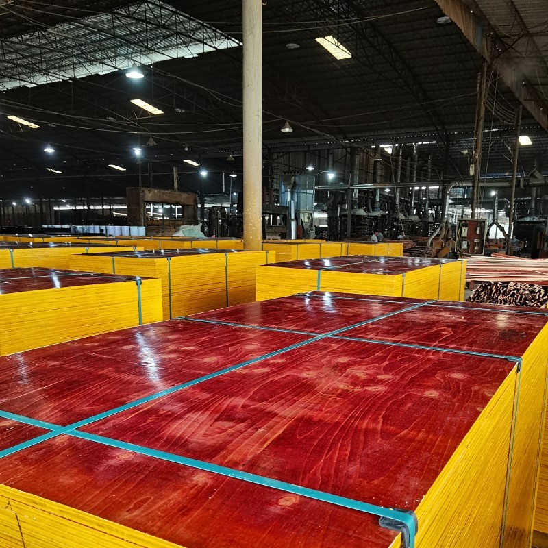 河南建筑模板红板 覆膜板各种规格全国发货