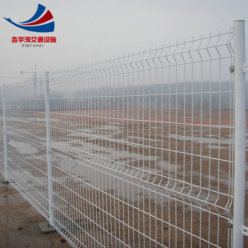 【双边丝护栏网】供应公路隔离铁丝护栏网 浸塑双边丝护栏网