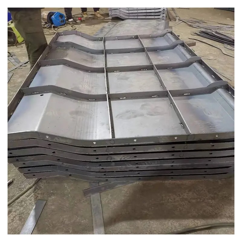 耀之中钢模板定制 钢模板租赁 防撞护栏钢模板 钢模板