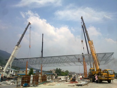 各种包台班 广西南宁大吨位吊车出租 12吨至500吨吊车租赁