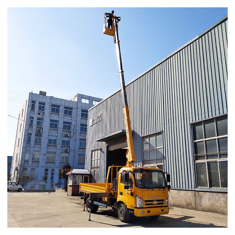 广西南宁大型设备移位使用随车吊租赁 8-500吨吊车出租