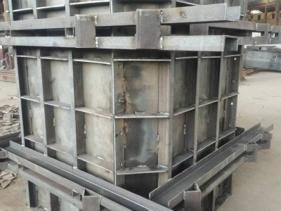 方柱钢模板厂家 高铁墩柱钢模具 预制桥梁模板 来图定制